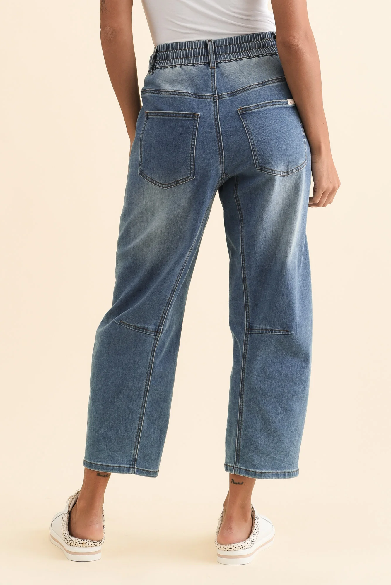 BB Barrel Blue Jeans - Image 6