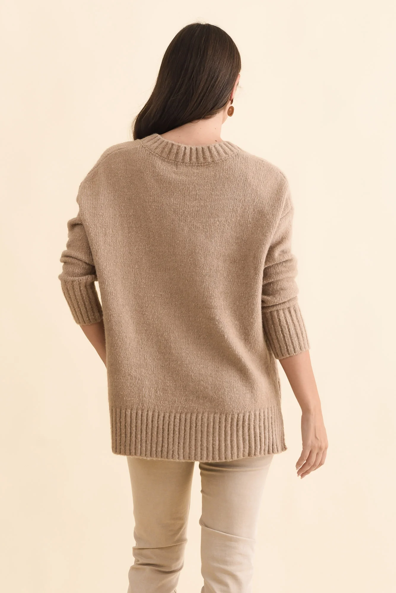 Brilla Natural V Neck Jumper - Image 5