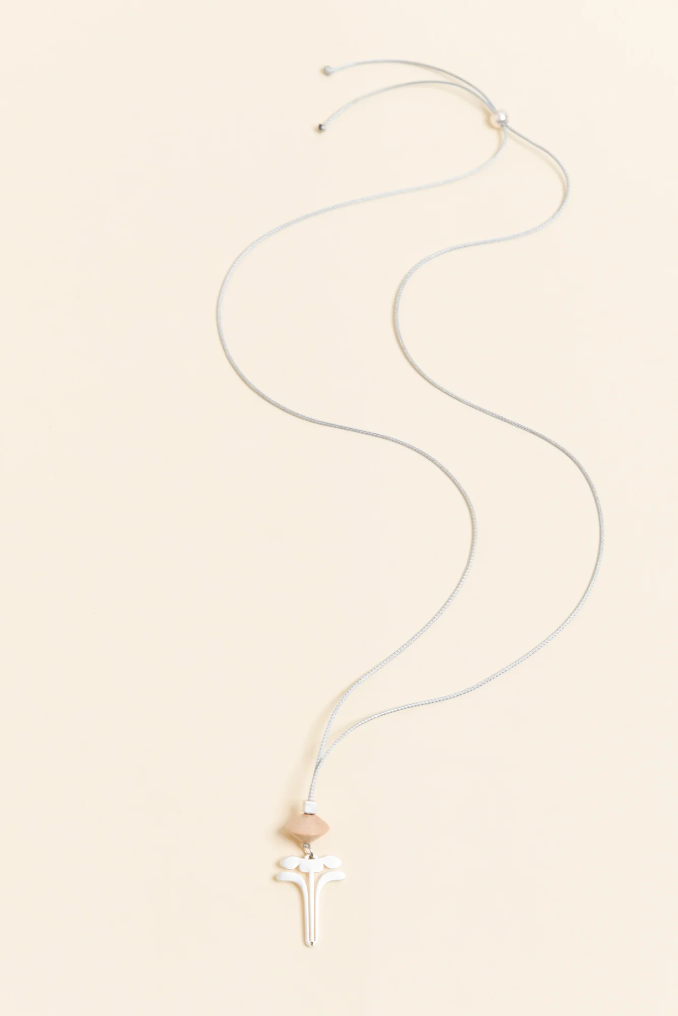 Hatia Silver Flower Pendant Necklace