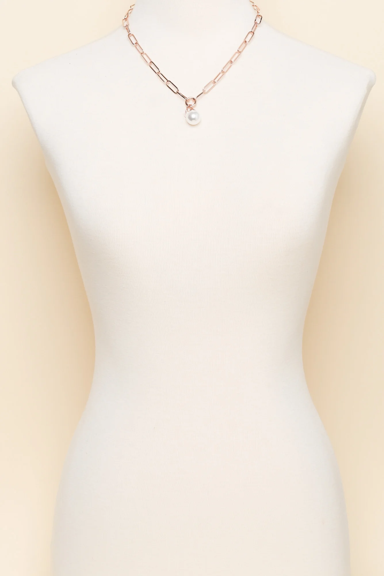 Hayley Rose Gold Pearl Pendant Necklace - Image 2