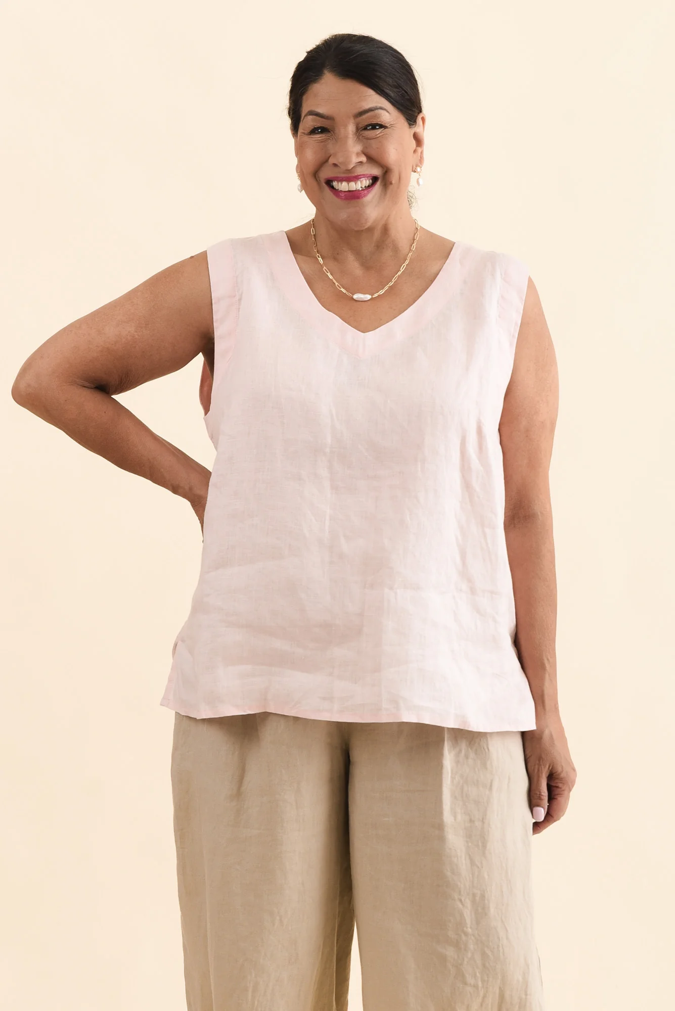 Inez Blush Linen Tank - Image 8