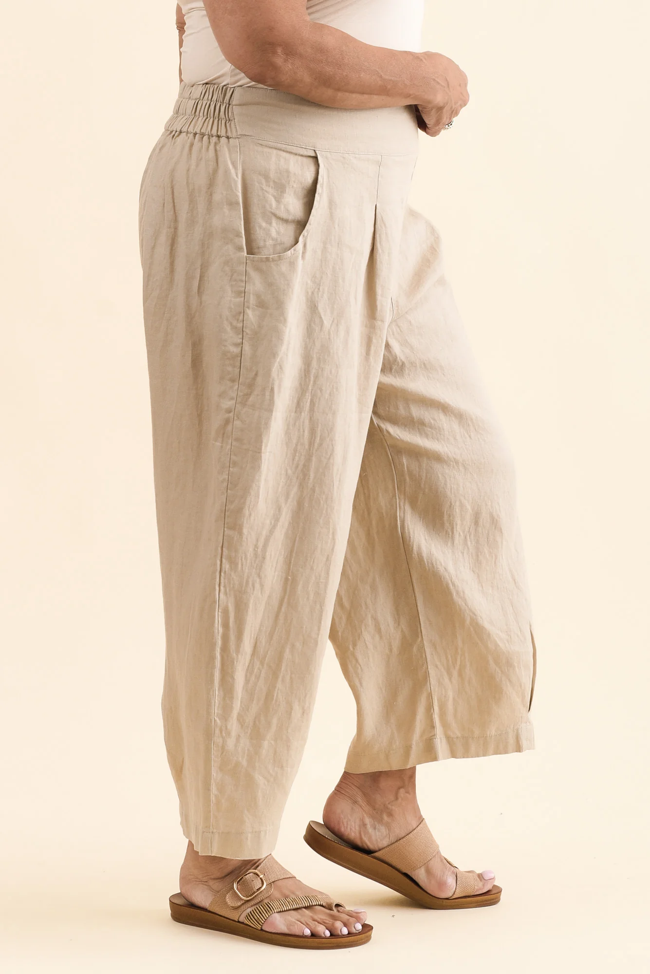 Lassie Beige Linen Barrel Pants - Image 10