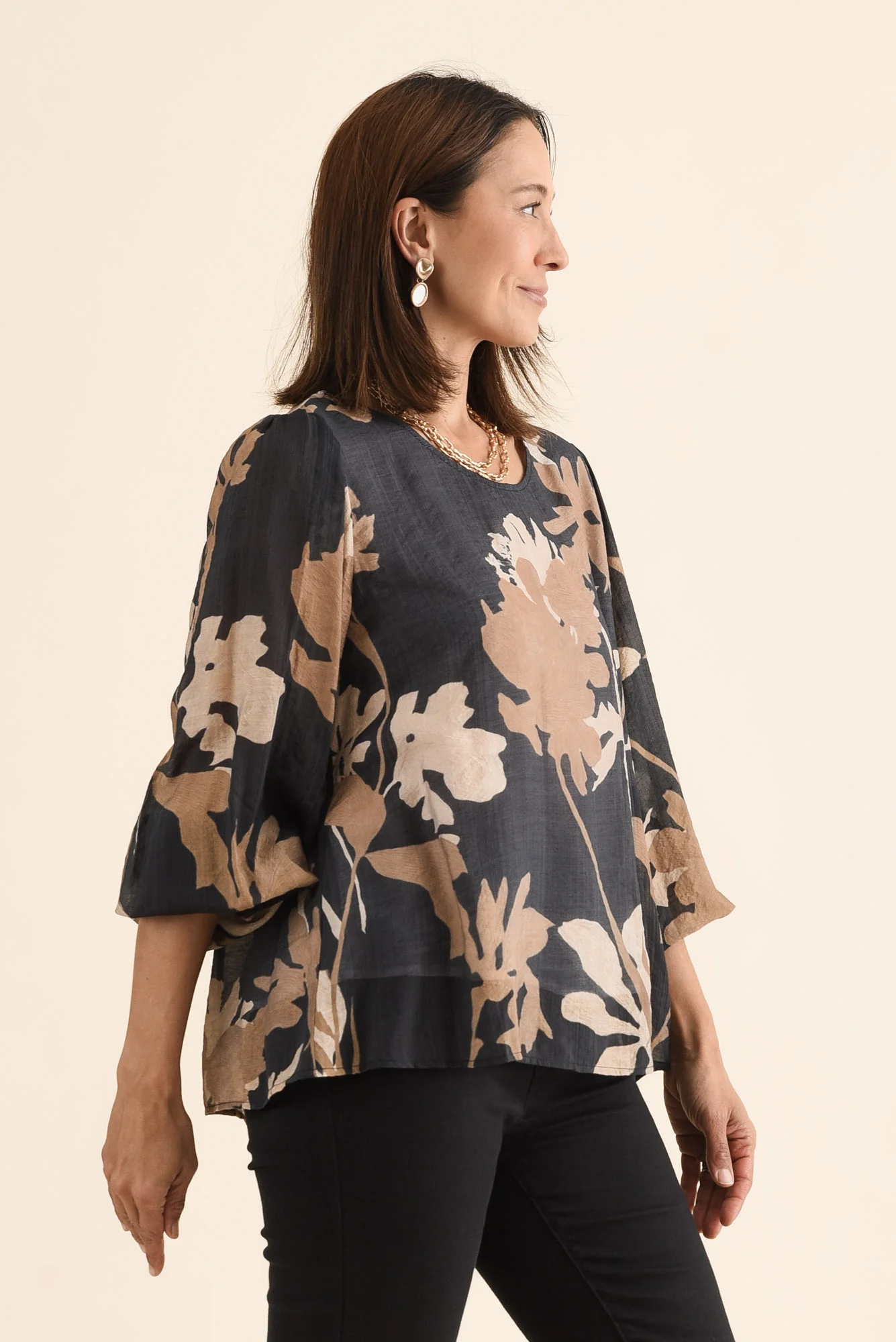 Lenah Black Floral Sleeved Top - Image 3