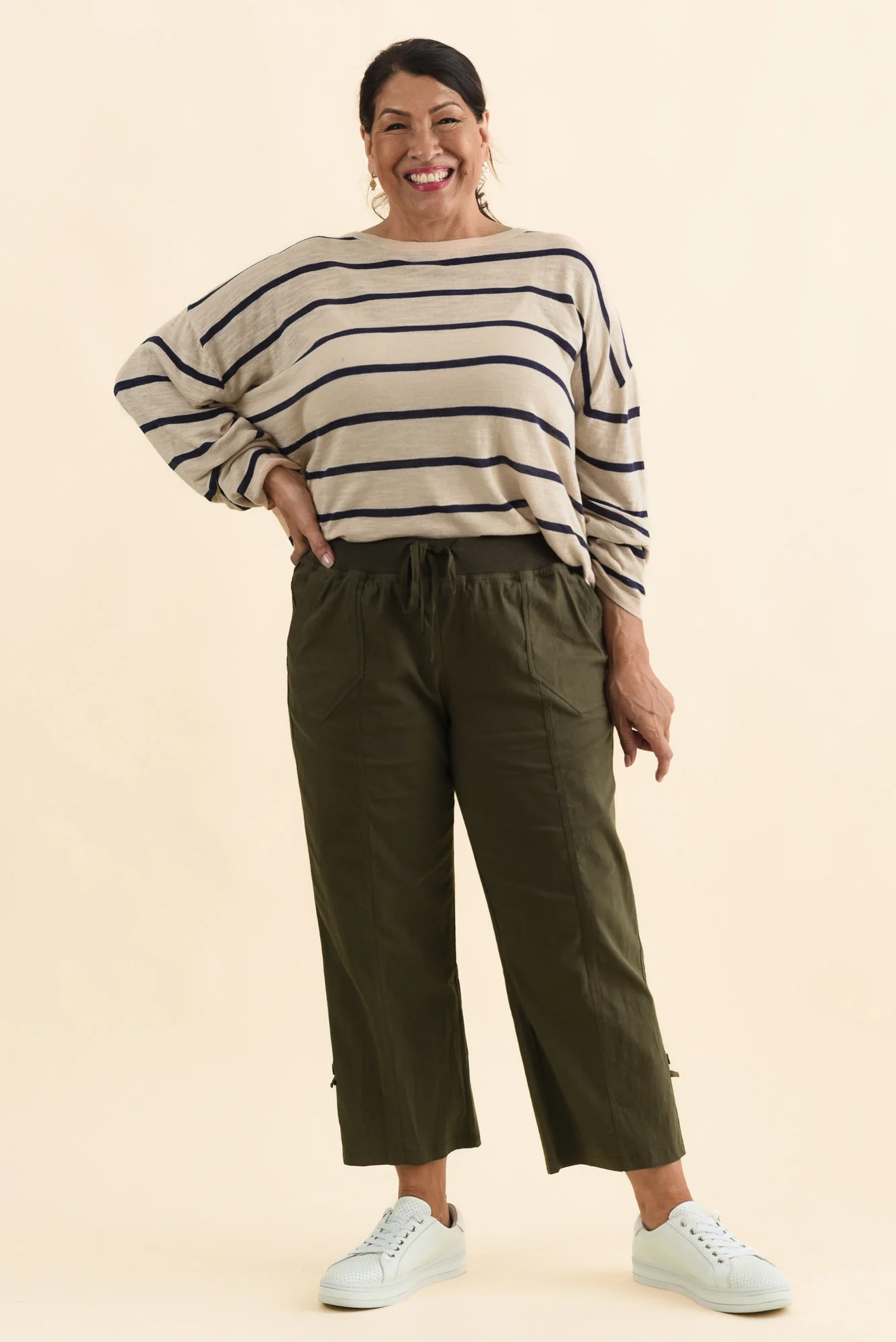 Lindsay Khaki 7/8 Cargo Pants - Image 9