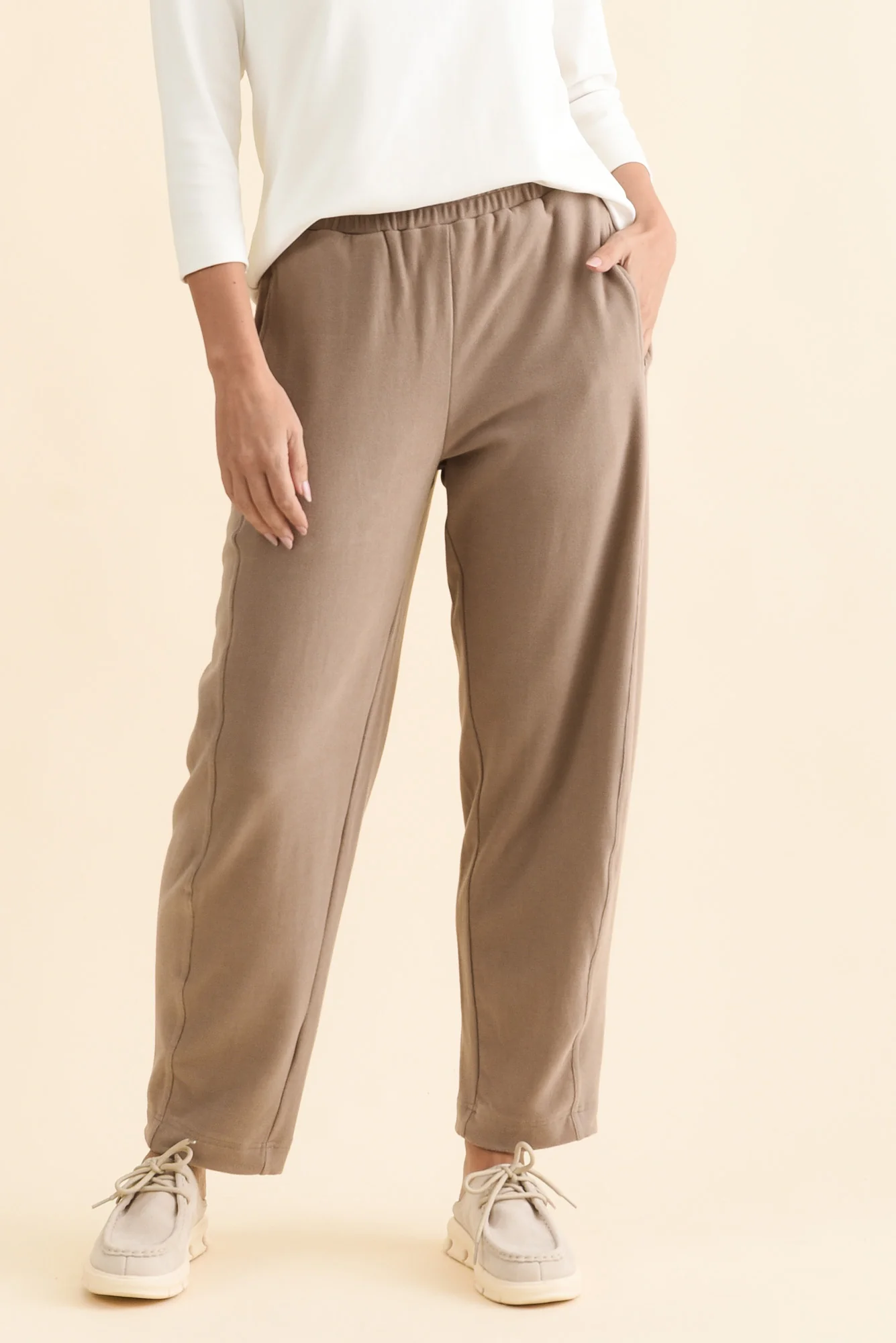 Souffle-Touch Beige Barrel Sweatpants - Image 3